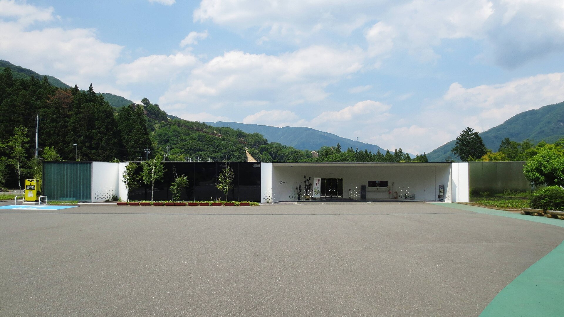 富弘美術館